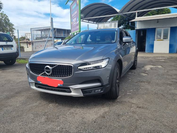 voiture occasion VOLVO V 90 à la Réunion disponible sur noutlauto.re