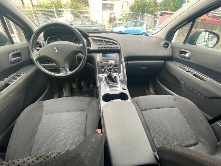 voiture occasion PEUGEOT 3008 à la Réunion disponible sur noutlauto.re