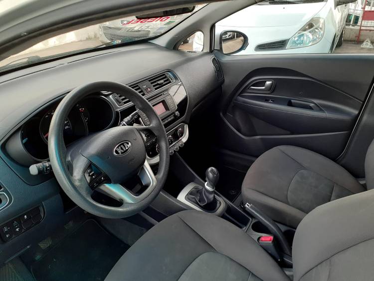 voiture occasion KIA RIO à la Réunion disponible sur noutlauto.re