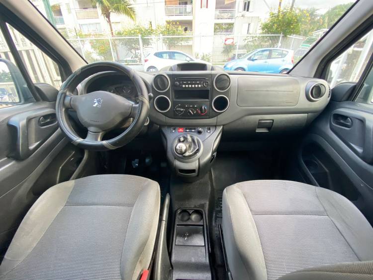 voiture occasion PEUGEOT PARTNER à la Réunion disponible sur noutlauto.re