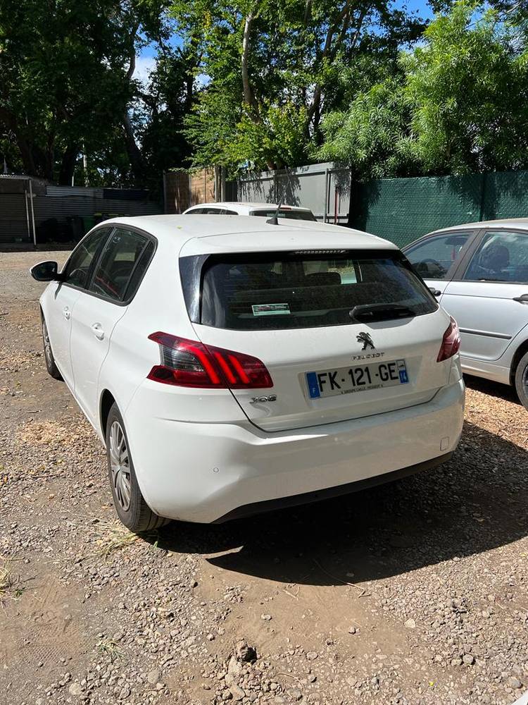 voiture occasion PEUGEOT 308 à la Réunion disponible sur noutlauto.re