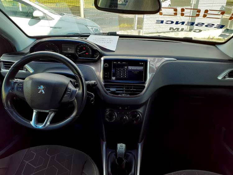 voiture occasion PEUGEOT 2008 à la Réunion disponible sur noutlauto.re