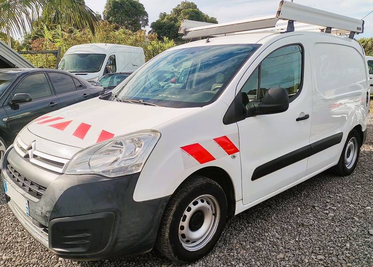 voiture occasion CITROEN BERLINGO à la Réunion disponible sur noutlauto.re