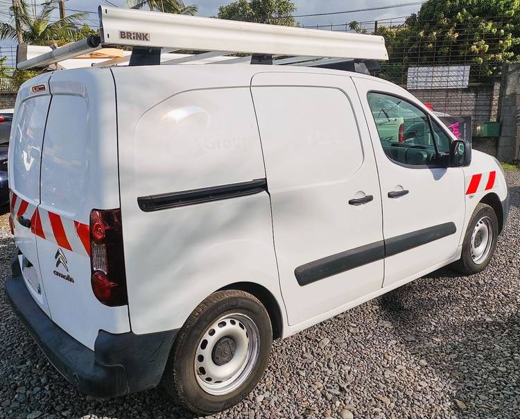 voiture occasion CITROEN BERLINGO à la Réunion disponible sur noutlauto.re