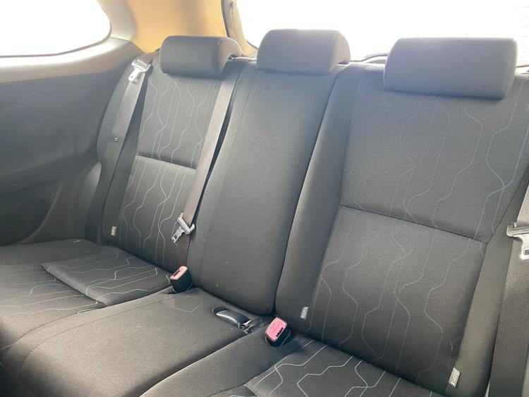voiture occasion TOYOTA AURIS à la Réunion disponible sur noutlauto.re