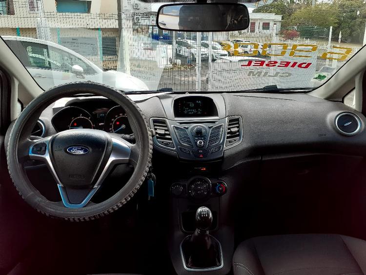 voiture occasion FORD FIESTA à la Réunion disponible sur noutlauto.re