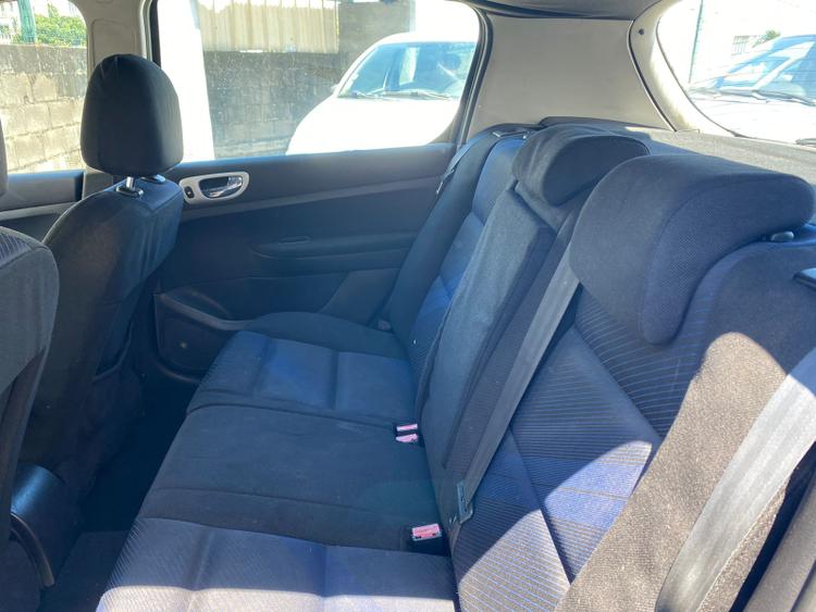 voiture occasion PEUGEOT 307 à la Réunion disponible sur noutlauto.re