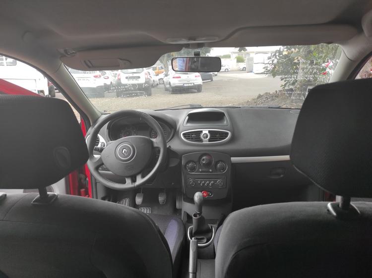 voiture occasion RENAULT CLIO à la Réunion disponible sur noutlauto.re