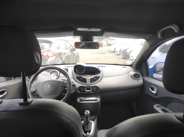 voiture occasion RENAULT TWINGO à la Réunion disponible sur noutlauto.re