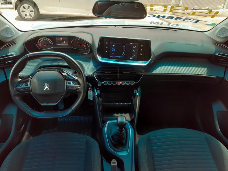 voiture occasion PEUGEOT 208 à la Réunion disponible sur noutlauto.re