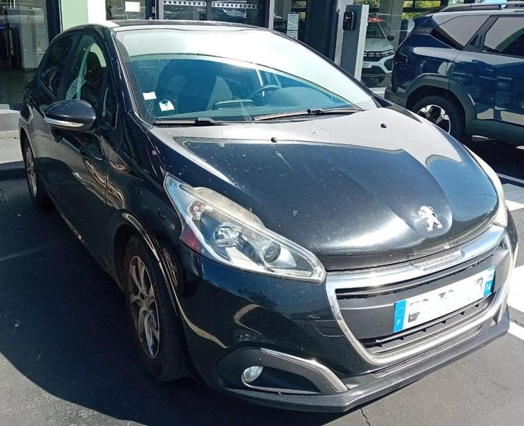 voiture occasion PEUGEOT 208 à la Réunion disponible sur noutlauto.re