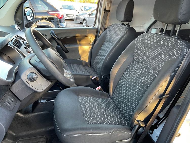 voiture occasion RENAULT KANGOO à la Réunion disponible sur noutlauto.re