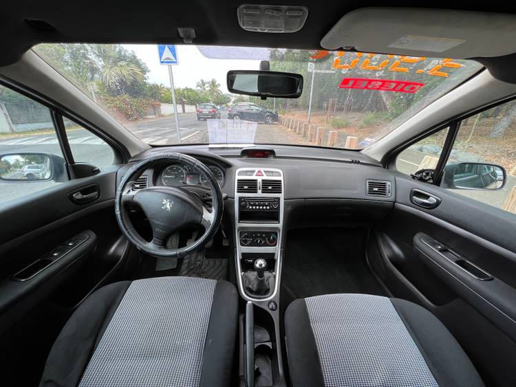voiture occasion PEUGEOT 307 à la Réunion disponible sur noutlauto.re