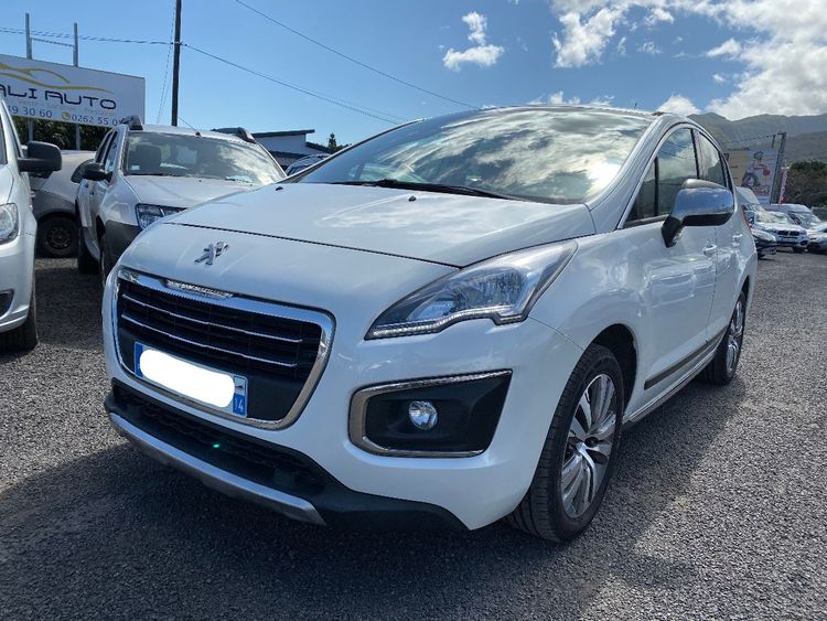 voiture occasion PEUGEOT 3008 à la Réunion disponible sur noutlauto.re