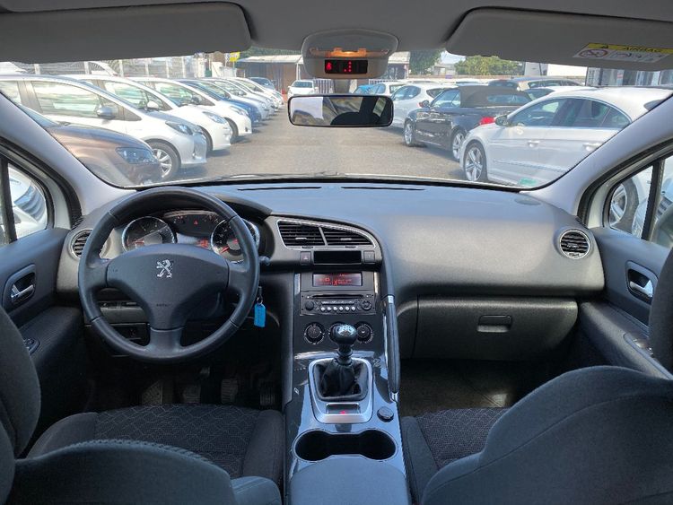 voiture occasion PEUGEOT 3008 à la Réunion disponible sur noutlauto.re