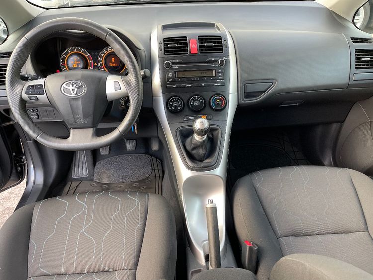 voiture occasion TOYOTA AURIS à la Réunion disponible sur noutlauto.re