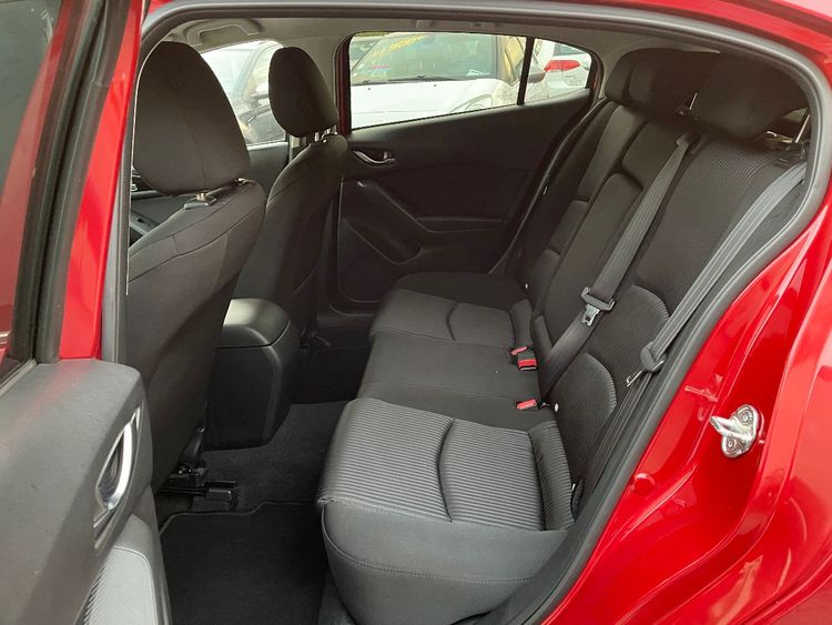 voiture occasion MAZDA 3 à la Réunion disponible sur noutlauto.re