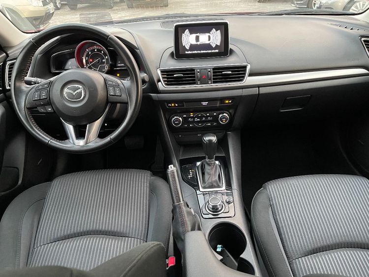 voiture occasion MAZDA 3 à la Réunion disponible sur noutlauto.re