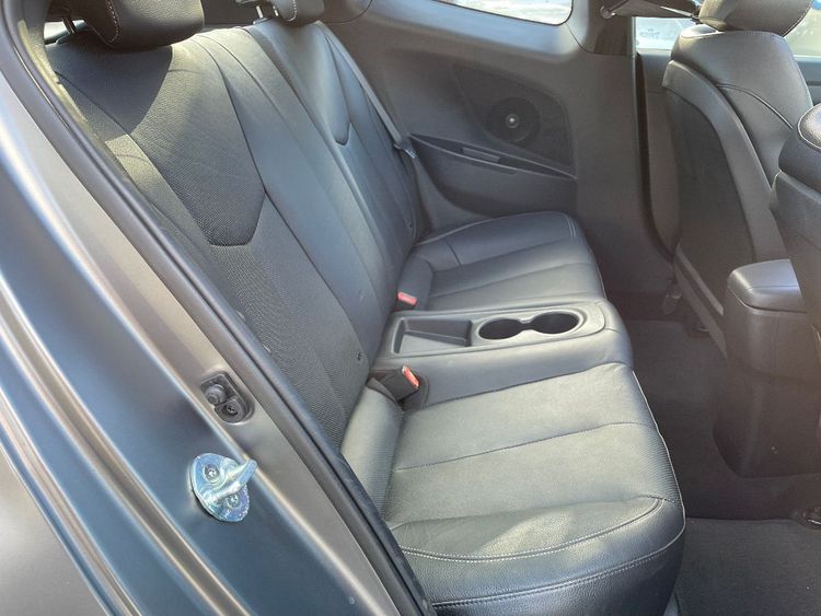 voiture occasion HYUNDAI VELOSTER à la Réunion disponible sur noutlauto.re