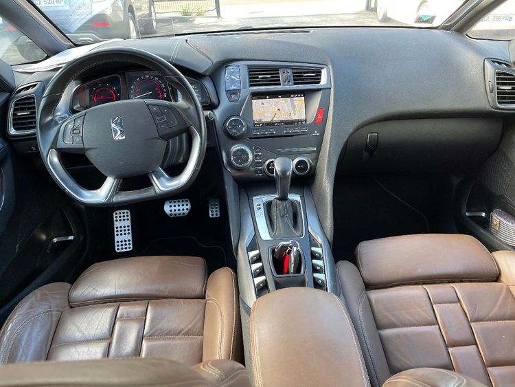 voiture occasion DS DS5 à la Réunion disponible sur noutlauto.re