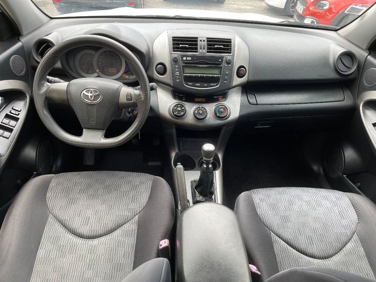 voiture occasion TOYOTA RAV4 à la Réunion disponible sur noutlauto.re
