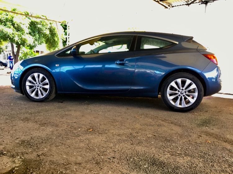 voiture occasion OPEL ASTRA à la Réunion disponible sur noutlauto.re