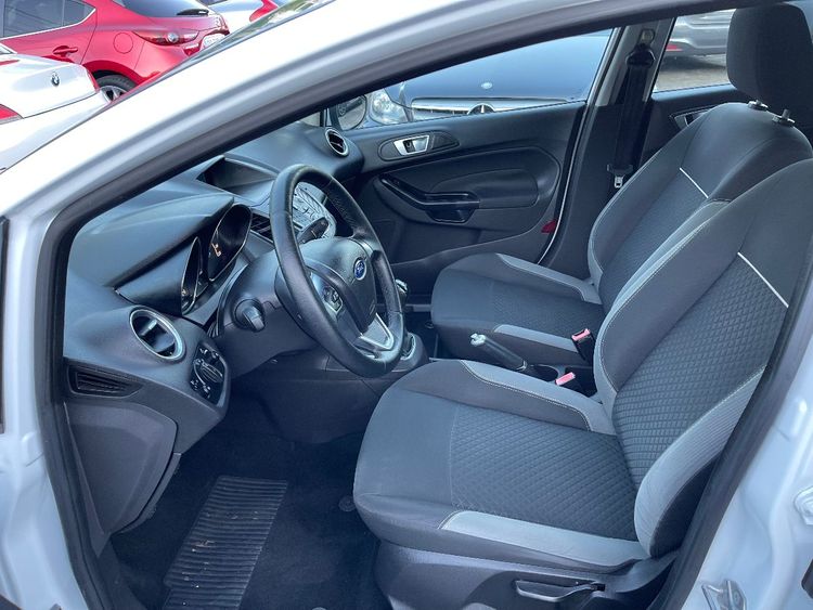 voiture occasion FORD FIESTA à la Réunion disponible sur noutlauto.re