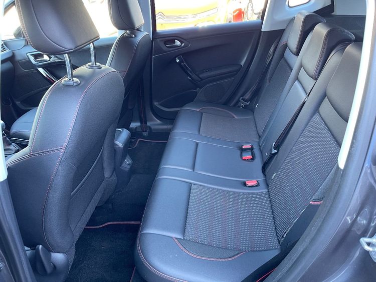 voiture occasion PEUGEOT 2008 à la Réunion disponible sur noutlauto.re