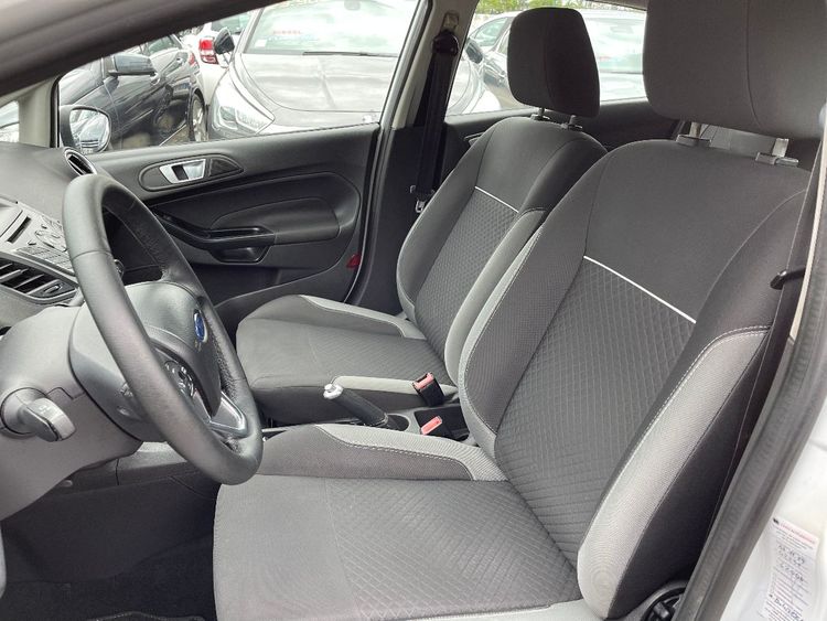 voiture occasion FORD FIESTA à la Réunion disponible sur noutlauto.re