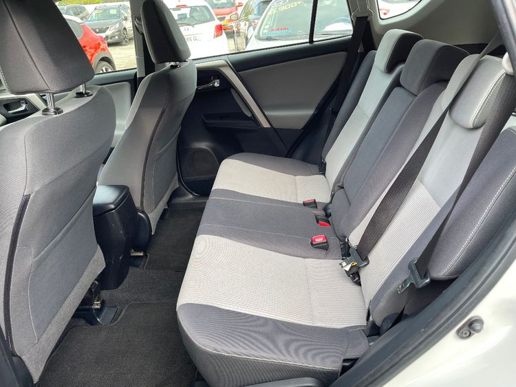 voiture occasion TOYOTA RAV4 à la Réunion disponible sur noutlauto.re