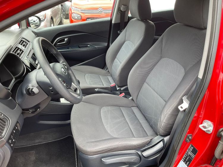 voiture occasion KIA RIO à la Réunion disponible sur noutlauto.re