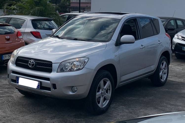 voiture occasion TOYOTA RAV4 à la Réunion disponible sur noutlauto.re
