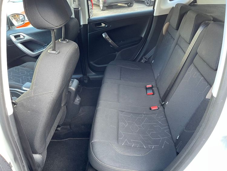 voiture occasion PEUGEOT 2008 à la Réunion disponible sur noutlauto.re