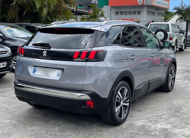 voiture occasion PEUGEOT 3008 à la Réunion disponible sur noutlauto.re