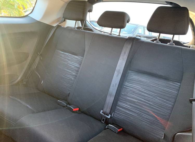 voiture occasion PEUGEOT 208 à la Réunion disponible sur noutlauto.re