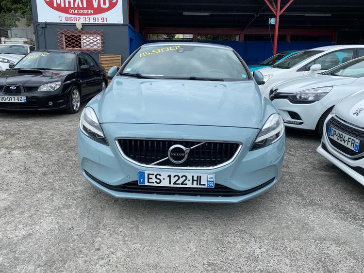 voiture occasion VOLVO V 40 à la Réunion disponible sur noutlauto.re