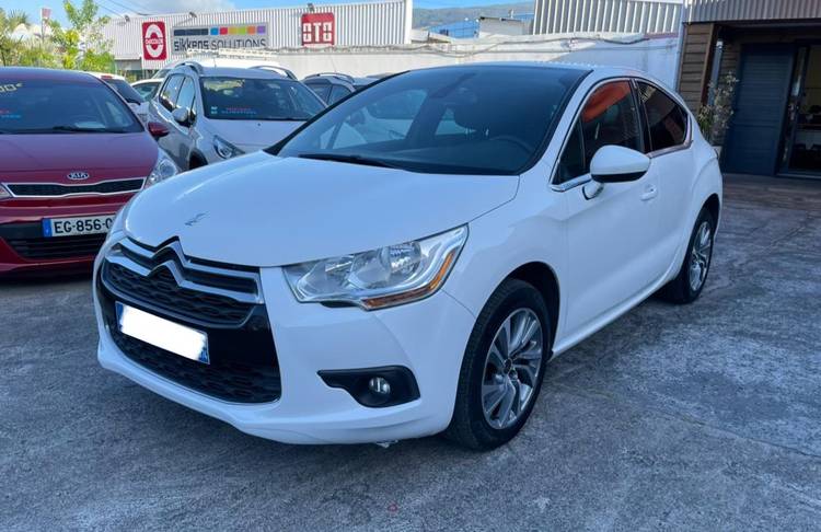 voiture occasion DS DS4 à la Réunion disponible sur noutlauto.re