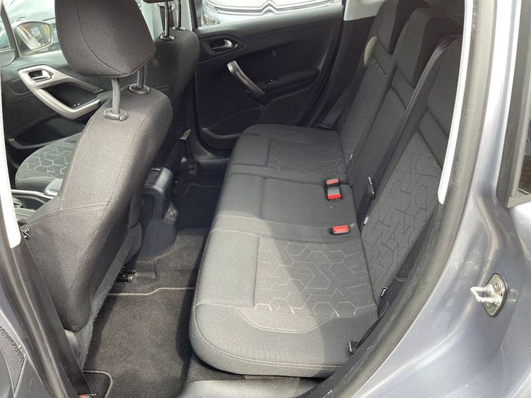 voiture occasion PEUGEOT 2008 à la Réunion disponible sur noutlauto.re