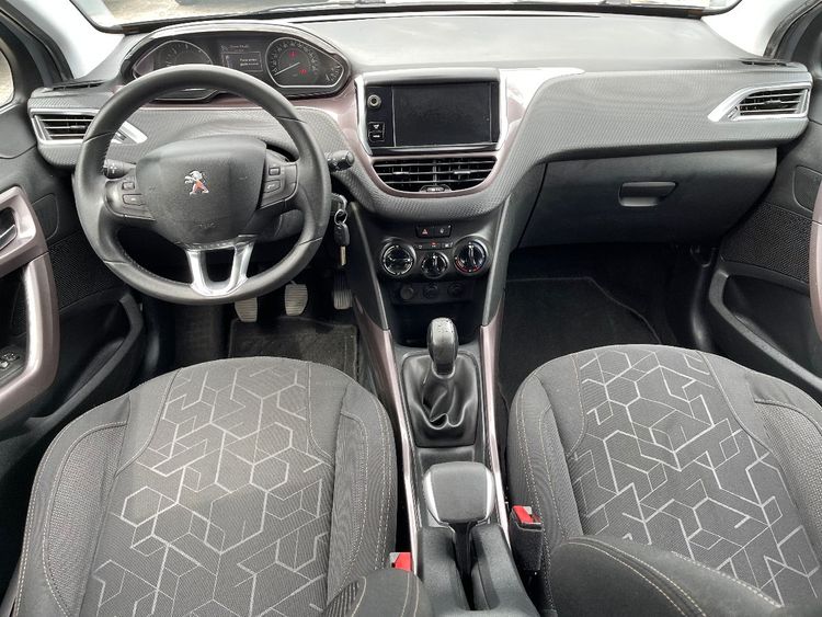 voiture occasion PEUGEOT 2008 à la Réunion disponible sur noutlauto.re