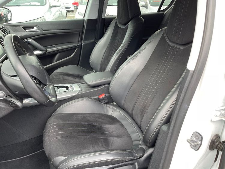 voiture occasion PEUGEOT 308 à la Réunion disponible sur noutlauto.re