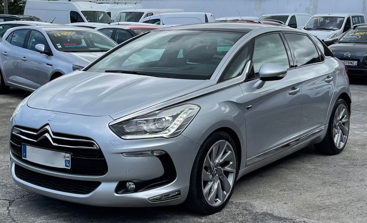 voiture occasion CITROEN DS5 à la Réunion disponible sur noutlauto.re