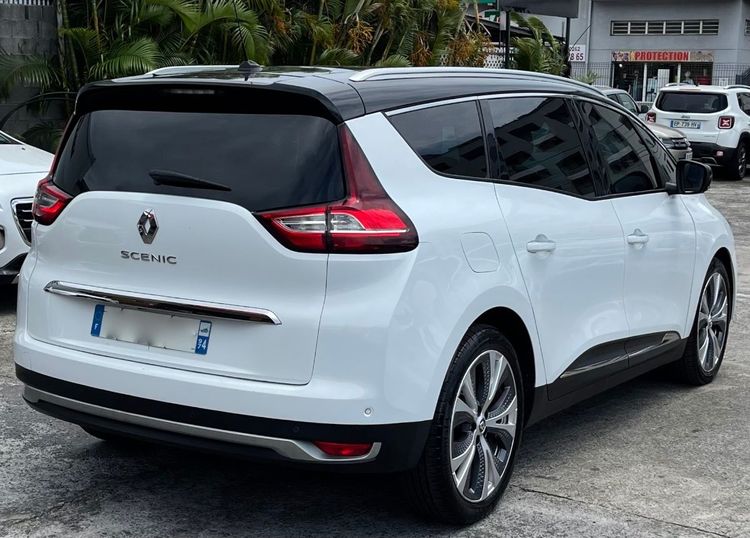 voiture occasion RENAULT GRAND SCENIC à la Réunion disponible sur noutlauto.re