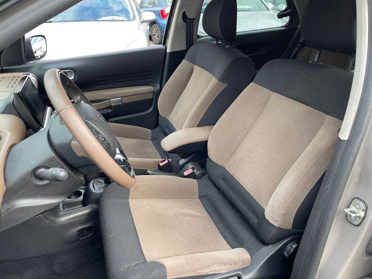 voiture occasion CITROEN C4 CACTUS à la Réunion disponible sur noutlauto.re