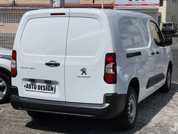 voiture occasion PEUGEOT PARTNER à la Réunion disponible sur noutlauto.re