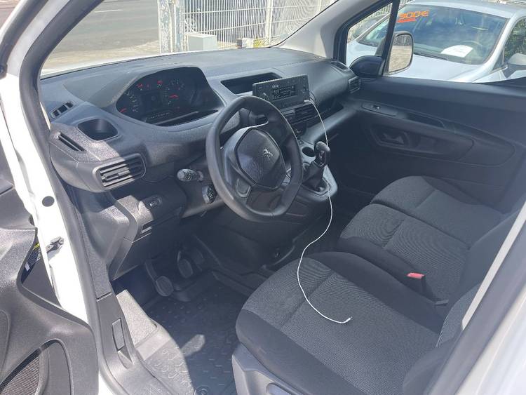 voiture occasion PEUGEOT PARTNER à la Réunion disponible sur noutlauto.re