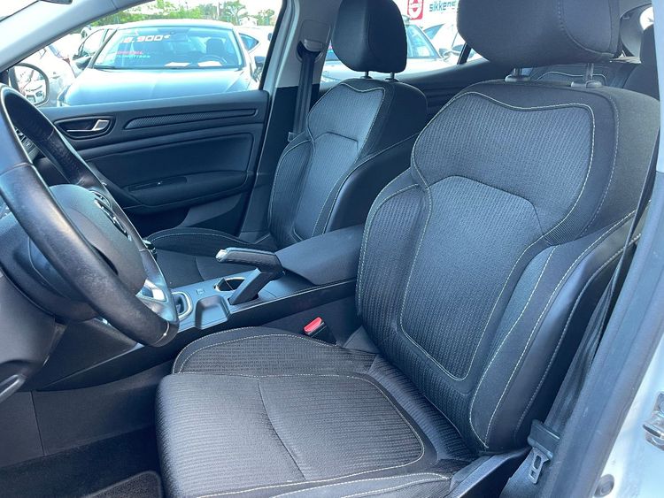 voiture occasion RENAULT MEGANE à la Réunion disponible sur noutlauto.re