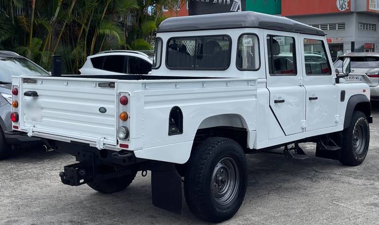 voiture occasion LAND ROVER DEFENDER à la Réunion disponible sur noutlauto.re