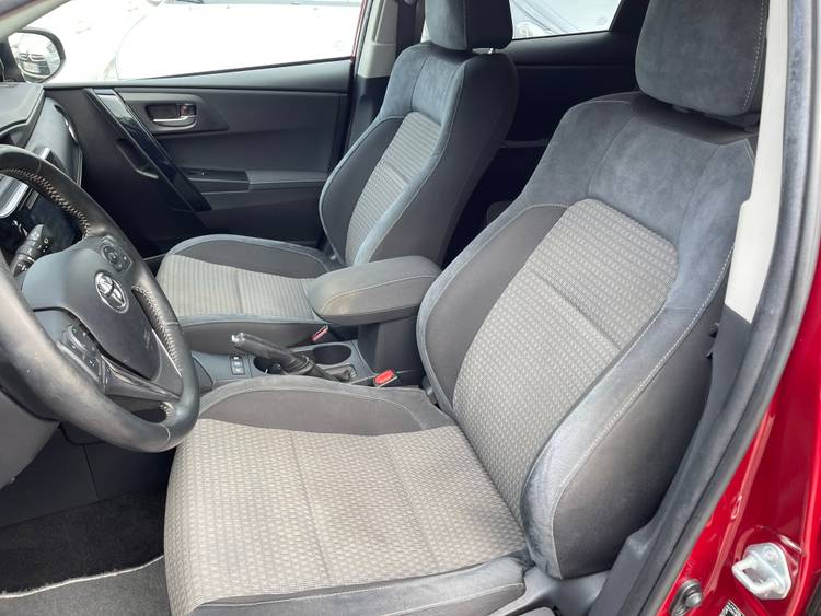 voiture occasion TOYOTA AURIS à la Réunion disponible sur noutlauto.re