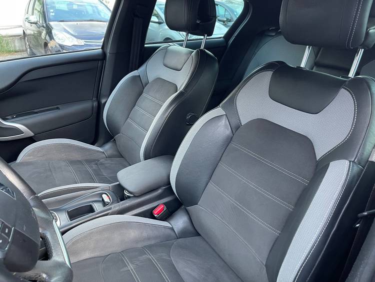 voiture occasion DS DS4 à la Réunion disponible sur noutlauto.re