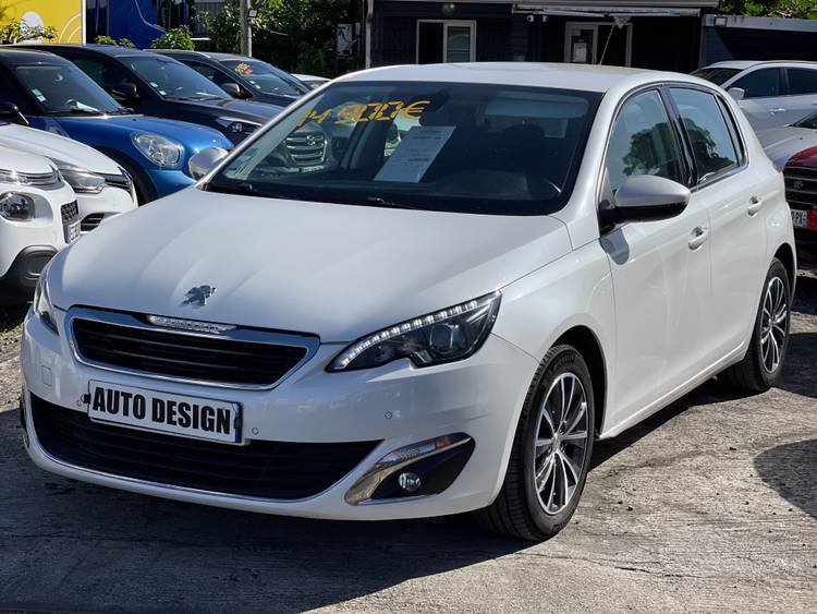 voiture occasion PEUGEOT 308 à la Réunion disponible sur noutlauto.re